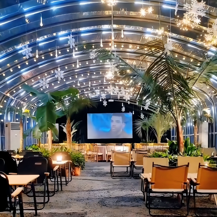 Metal structure greenhouse